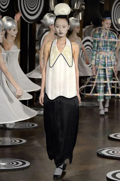Look 20